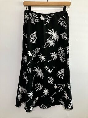 Six Degrees Black and White Linen Flare Skirt Size XL
